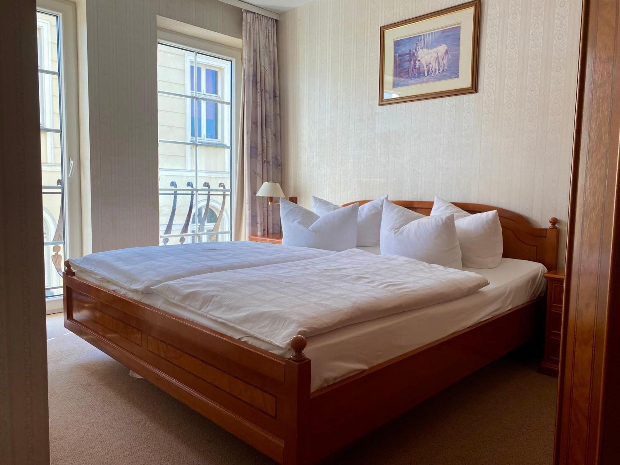 Hotel Am Markt Altentreptow Dış mekan fotoğraf