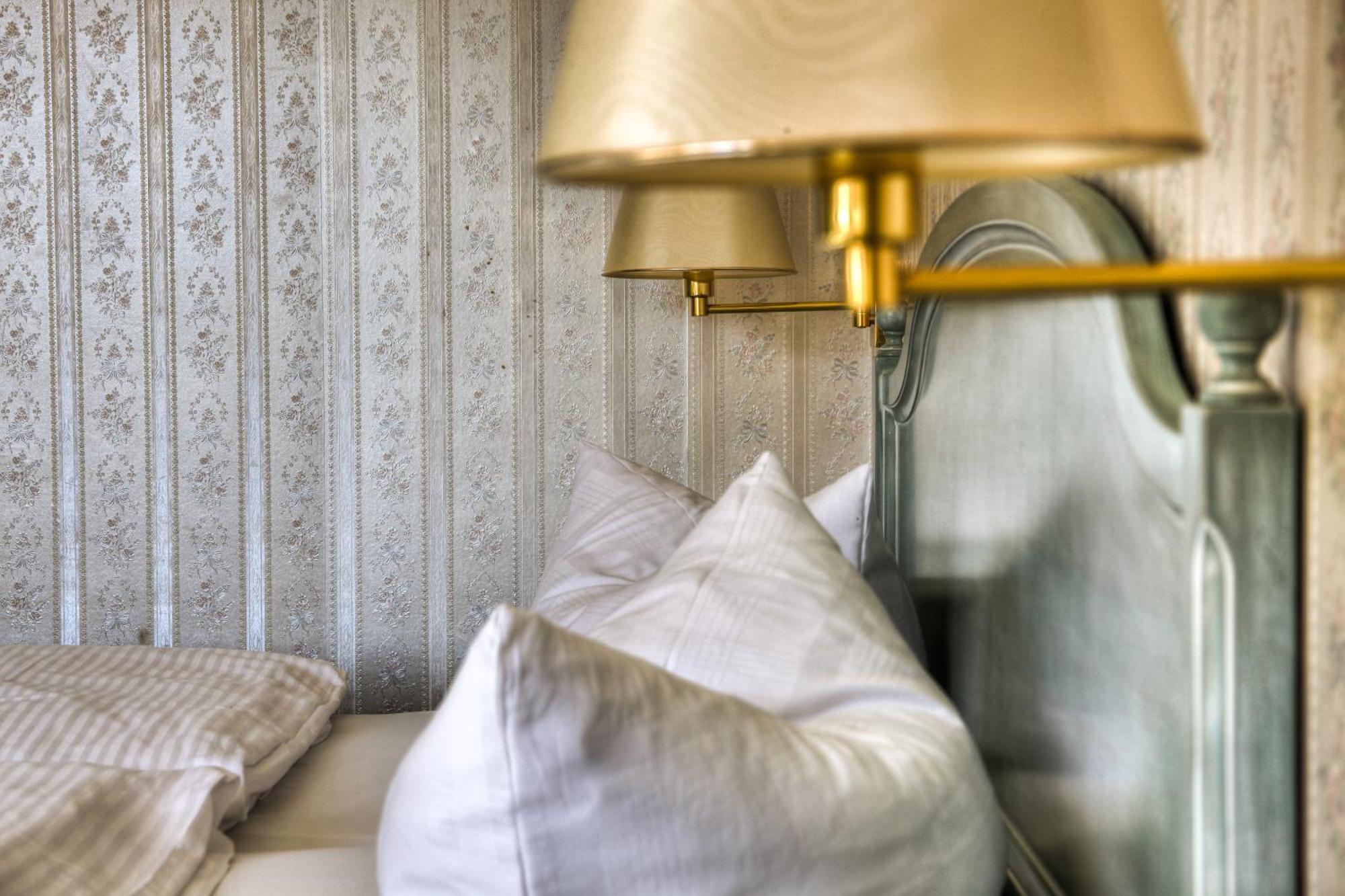 Hotel Am Markt Altentreptow Dış mekan fotoğraf