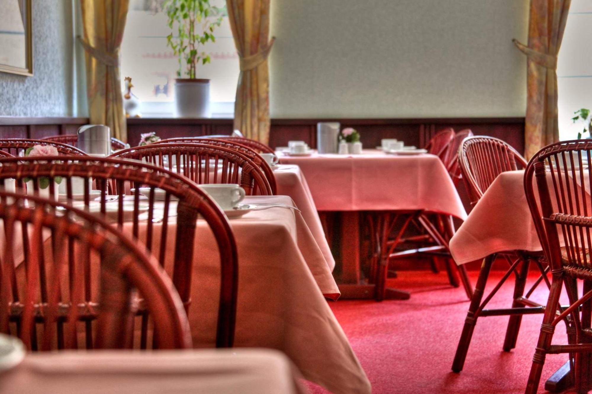 Hotel Am Markt Altentreptow Dış mekan fotoğraf